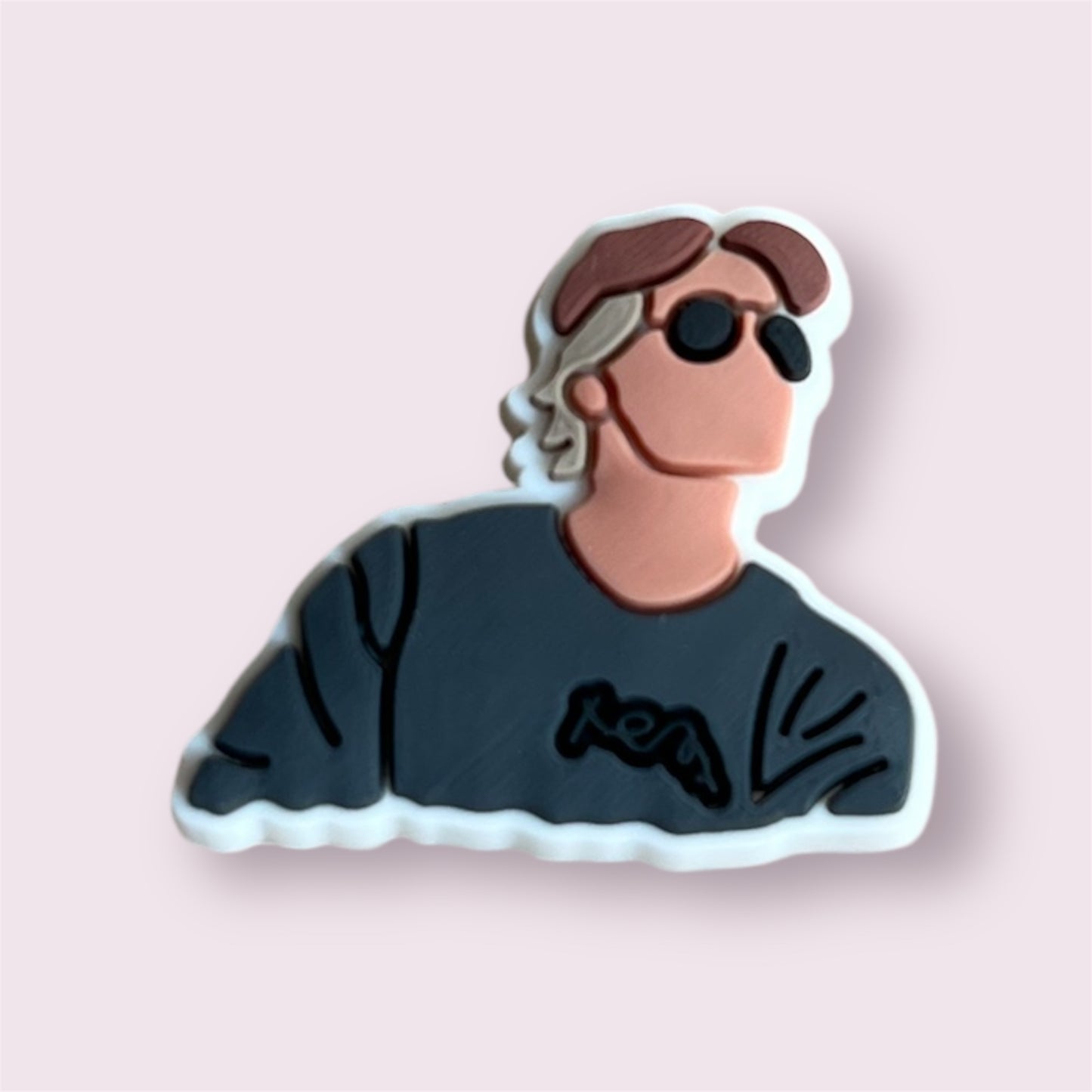 tv show straw topper