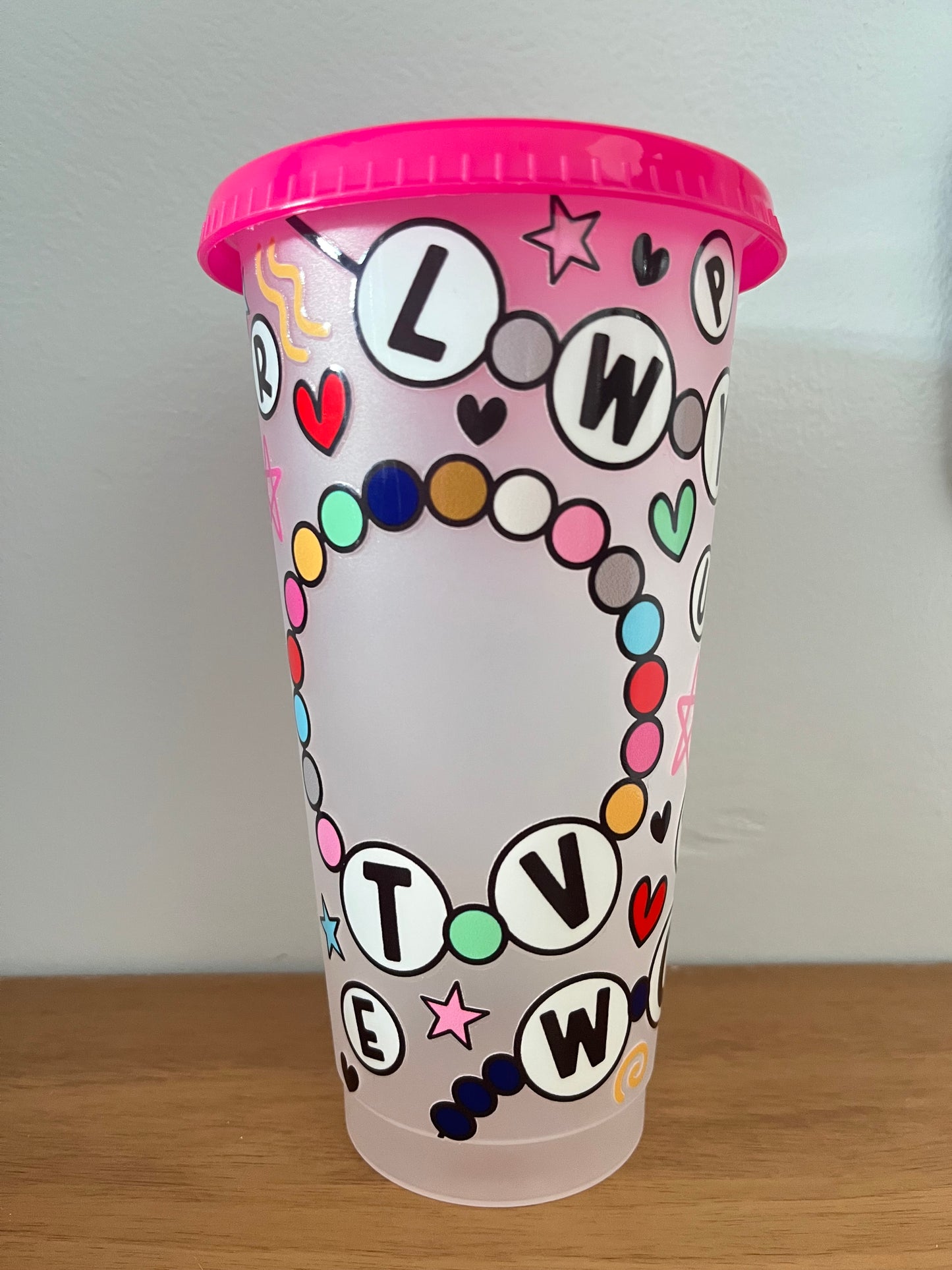 24oz cold cup with pink lid